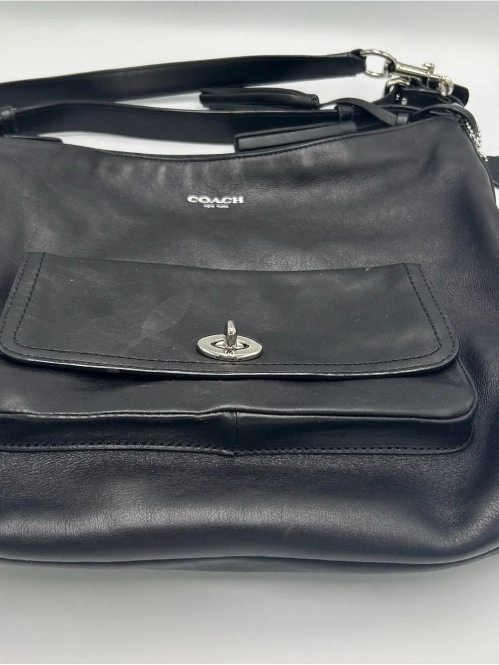 Coach Legacy Leather Courtenay Hobo Shoulder Bag Purse Turnkey Pocket